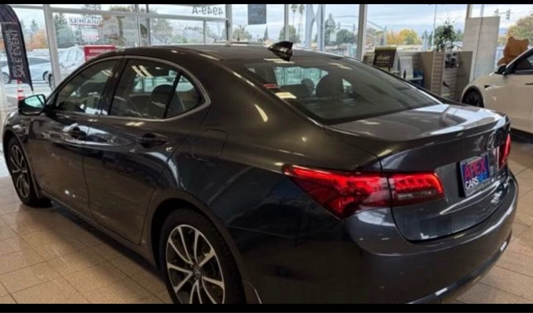 Car Image 3
