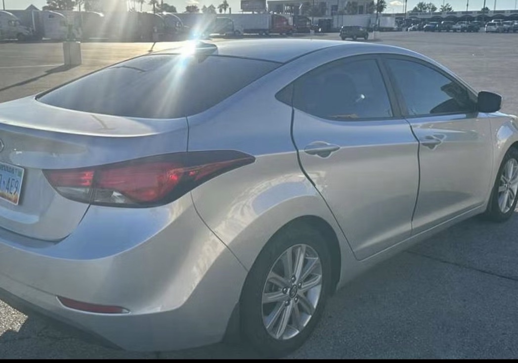 Car Image 4
