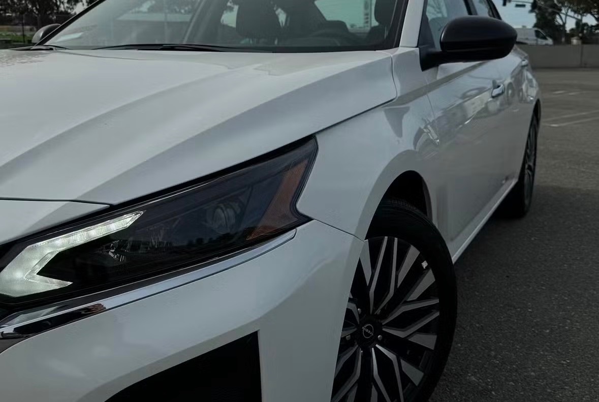 Car Image 1