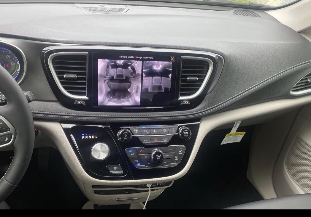 Car Image 4