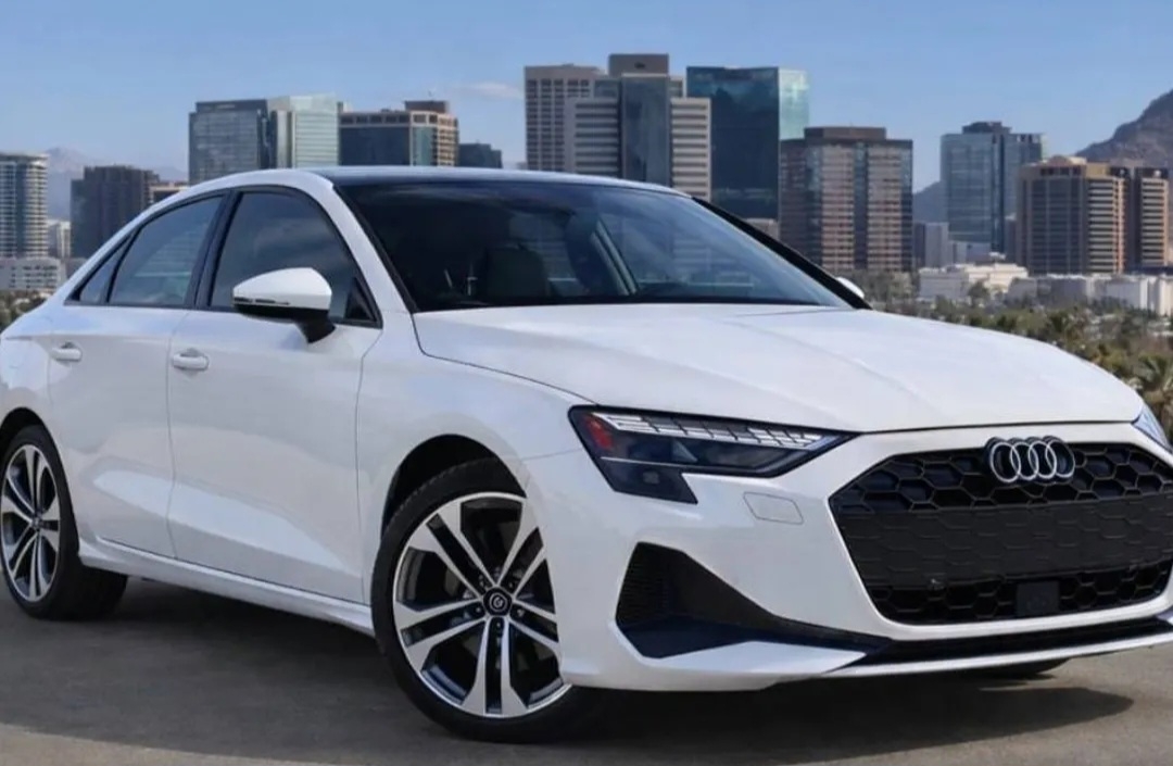 Car Image 4