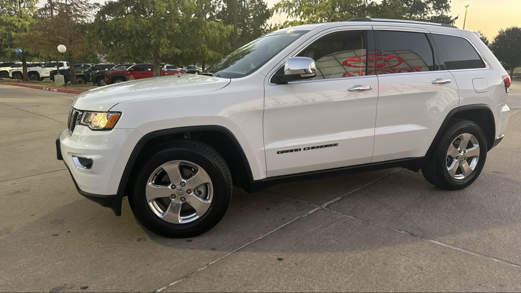 Car Image 3